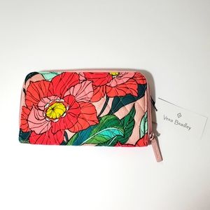 Vera Bradley Accordian Wallet Vintage Floral